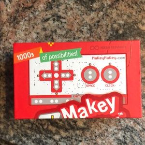 Makey Makey Invention Kit...new in box!👾🤖